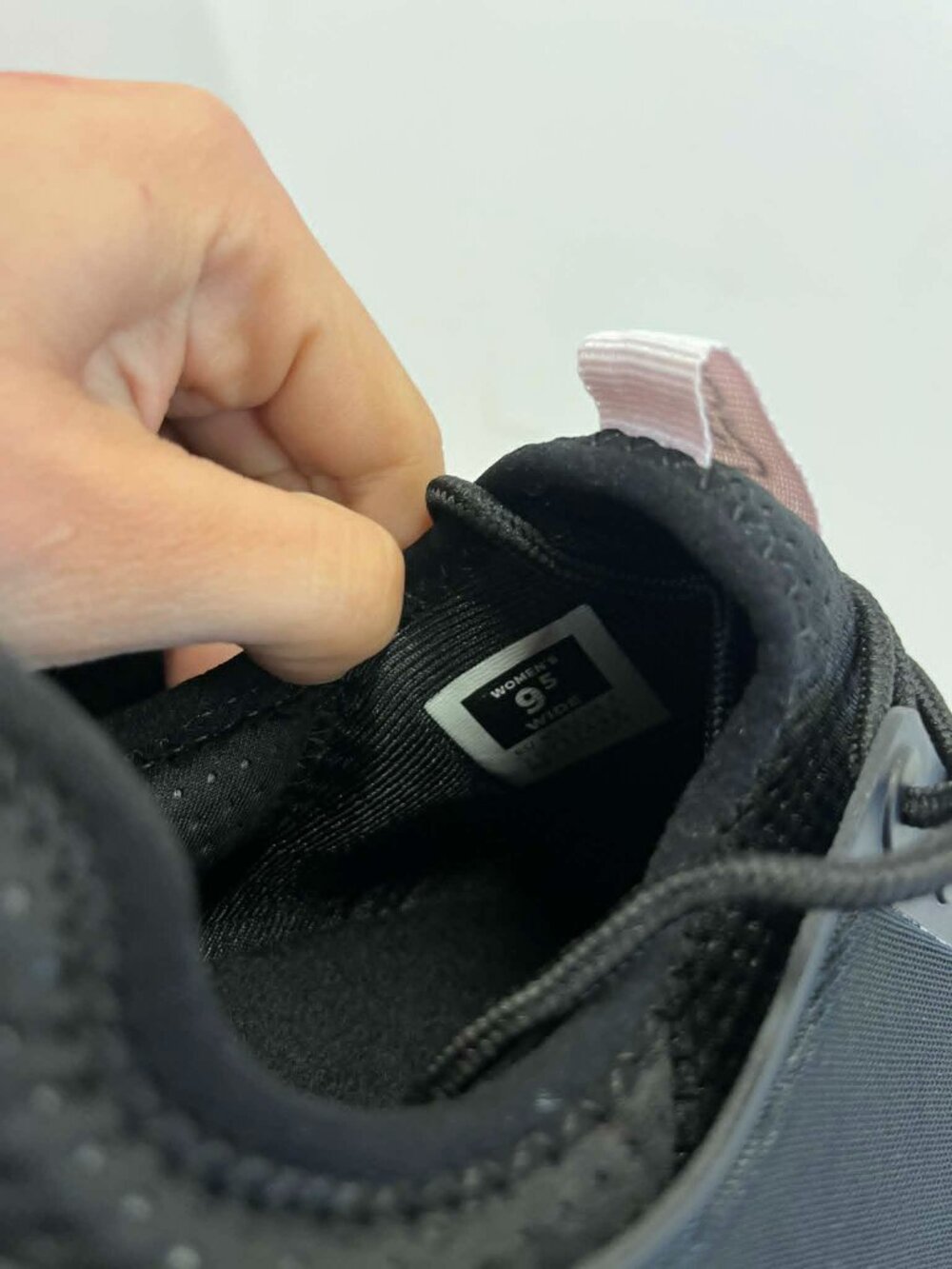KURU Women's Atom Jetblack Sneakers Size 9 Wide Walking Shoes - P1 - Picture 7 of 9